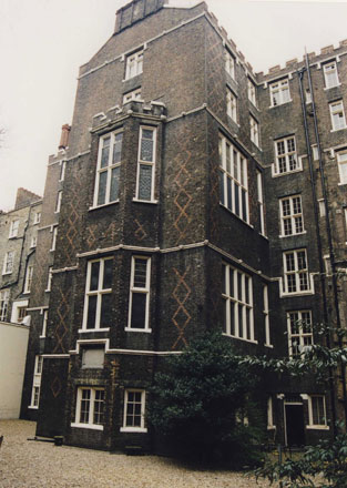 Descriptive Image Name